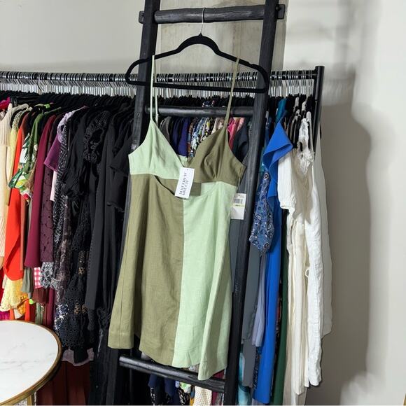 MATTHEW BRUCH Kimmie Colorblock Mini Dress in Sage and Army - Picture 3 of 13